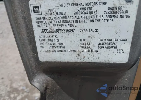 2000 Chevrolet Silverado 2500 Lt z USA, uszkodzony, nr VIN 1GCGK29U8YE215392